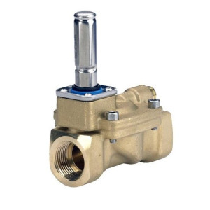 Danfoss 032U6549 Solenoid Valve 2 in, NPT, EV220B, Normally Open