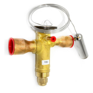 Danfoss 067N3160 15TR Thermostatic expansion valve, TGE, R410A, 5/8x1-1/8 in Solder, ODF, 1/4 in Externally equalized, Bi-flow, -40 to 50 F replaces 067N3180